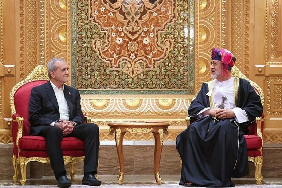 پزشکیان از نقش عمان در روند مذاکرات غیرمستقیم ایران و آمریکا قدردانی کرد