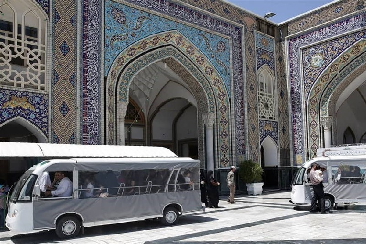 رئیس اداره امانات و اشیای گمشده حرم مطهر رضوی گفت: همزمان با فرارسیدن ماه محرم و افزایش قابل‌توجه زائران، اداره امانات و اشیای گمشده آستان قدس رضوی دفاتر خود را افزایش داد.