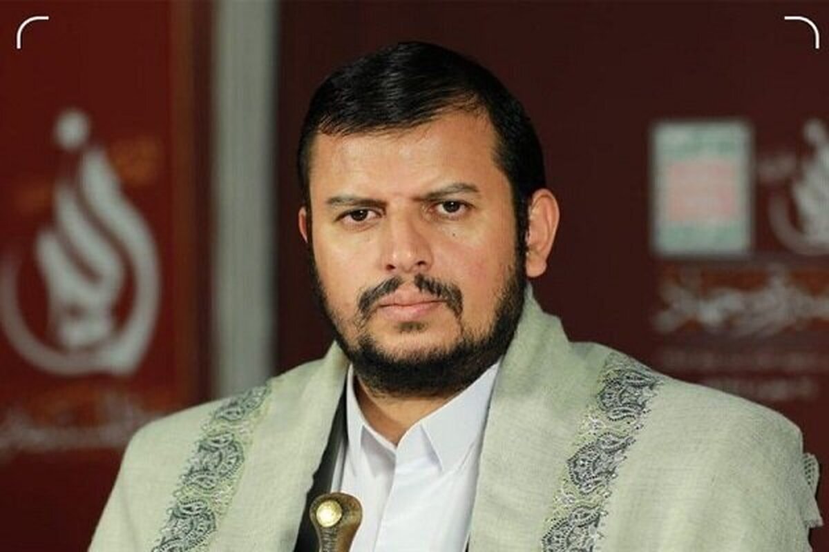 عبدالملک بدرالدین الحوثی در سخنرانی به مناسبت روز عاشورا گفت: ما بر موضع خود در حمایت از مردم فلسطین و دشمنی با اسرائیل و آمریکا که دشمن اسلام و مسلمانان هستند، تأکید می‌کنیم.