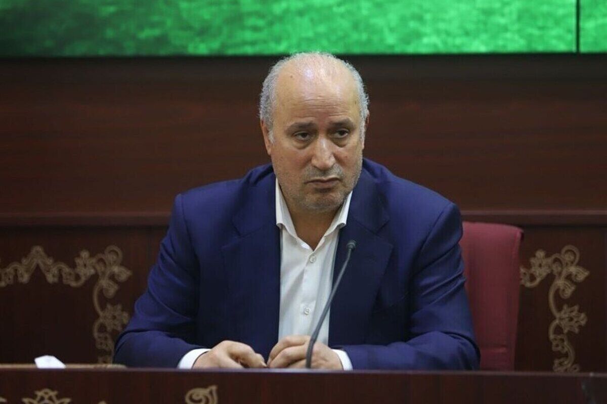 رئیس فدراسیون فوتبال از آغاز مسابقات لیگ برتر فوتبال در زمان از پیش مقرر شده‌اش خبر داد.