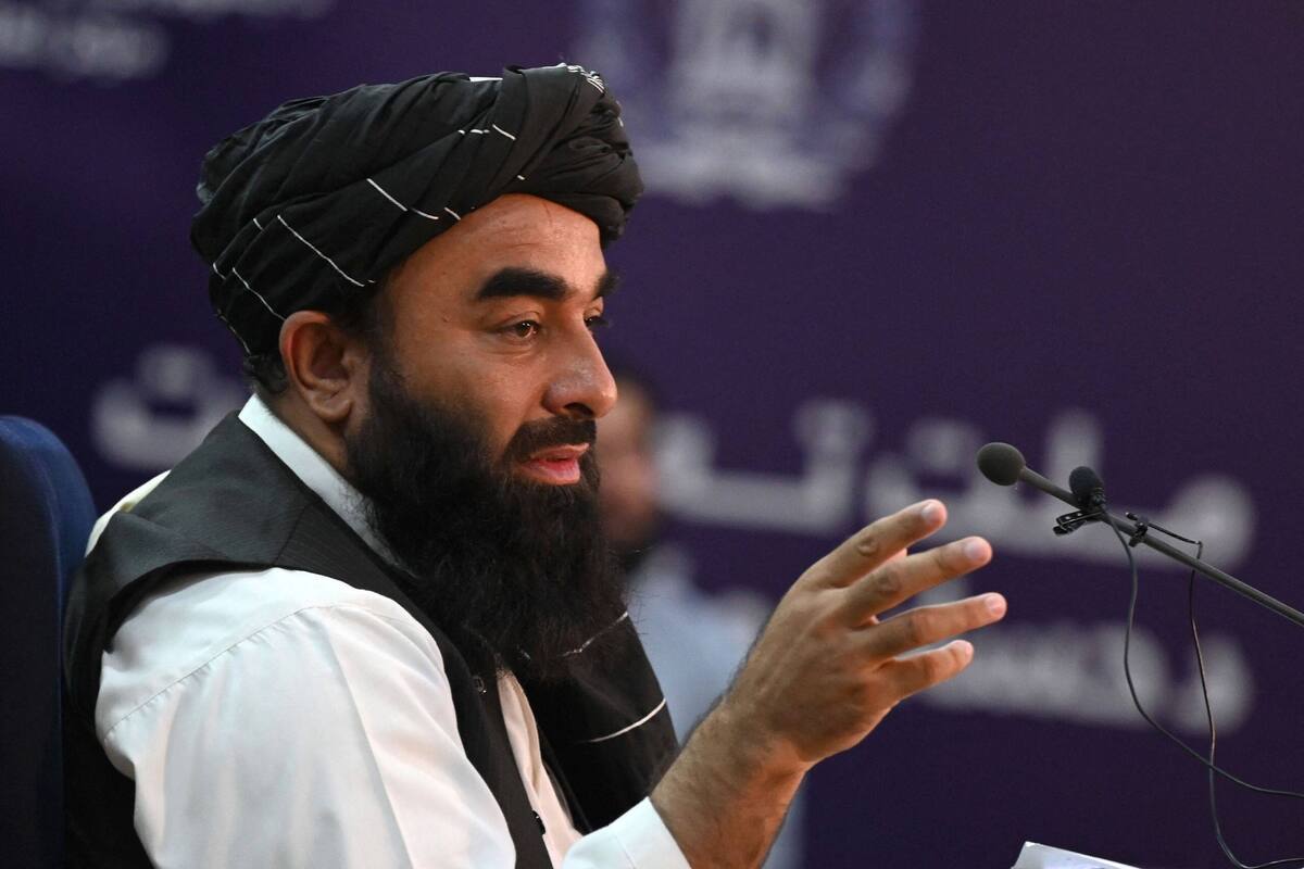 سخنگوی طالبان اعلام کرد که حکم بازداشت رهبران این گروه به اتهام سرکوب حقوق زنان یک اقدام «بی‌معنا» است و تاکید کرد که طالبان دیوان کیفری بین‌المللی را به رسمیت نمی‌شناسد.