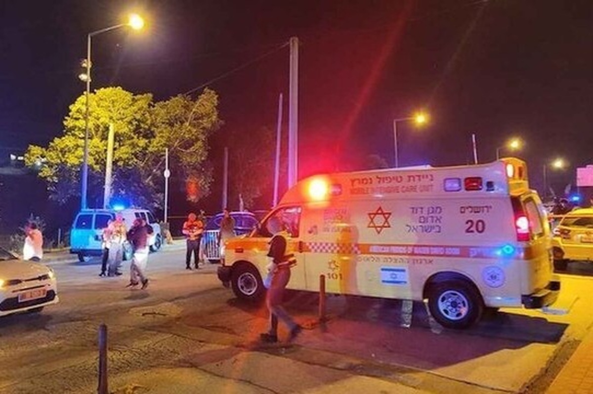 منابع عبری زبان از زخمی شدن پنج شهرک‌نشین صهیونیست در اثر عملیات زیرگیری با خودرو در نزدیکی طبریه خبر دادند.