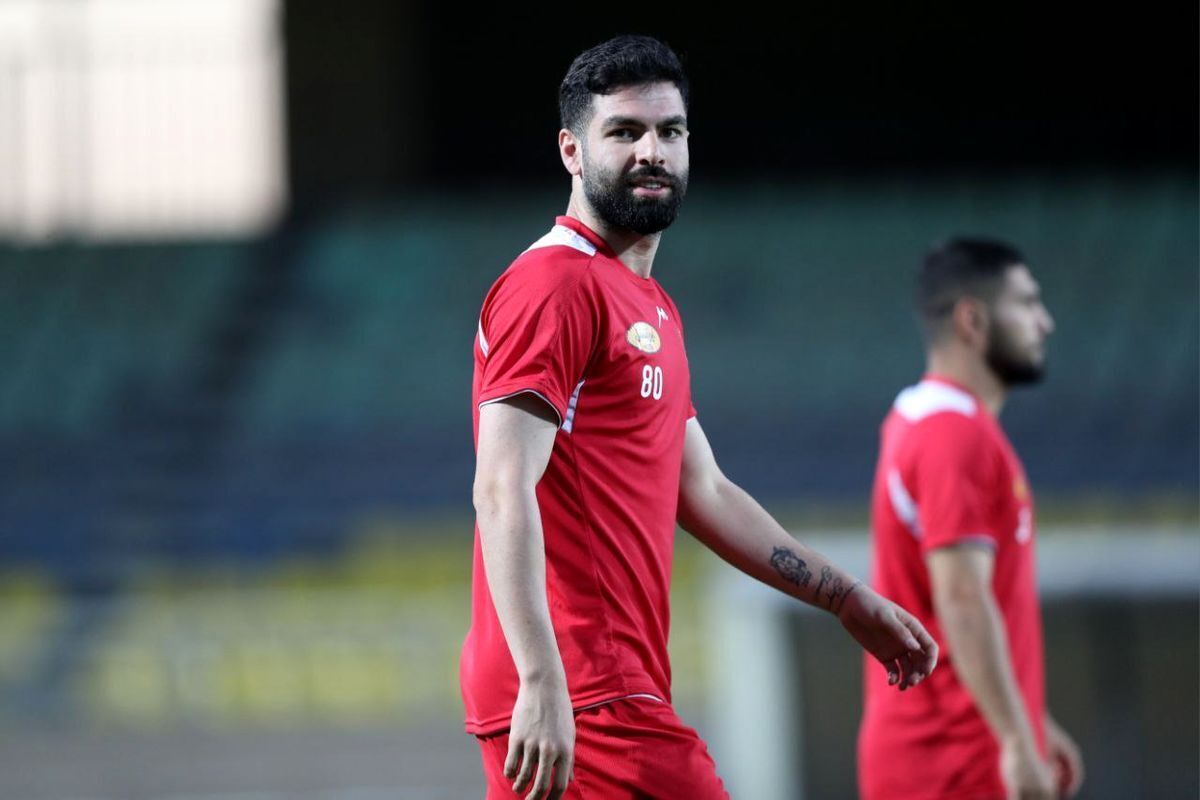 مدیران پرسپولیس تمایل دارند تا قرارداد یاسین سلمانی با این باشگاه را تمدید کنند.