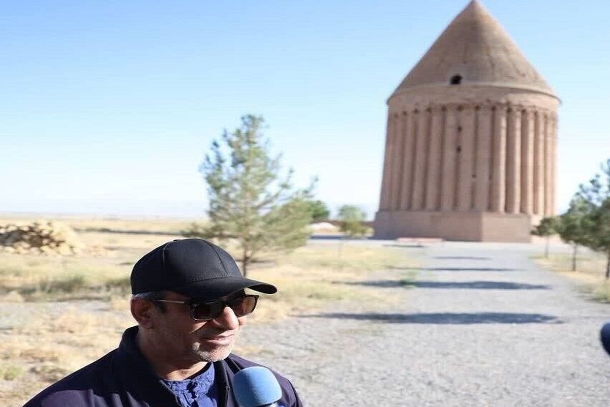 استاندار خراسان رضوی گفت: امسال رقم به نسبت مناسبی برای بازسازی بنای تاریخی «رادکان» در شهرستان چناران این استان اختصاص داده شده است که مقرر شد این رقم ۲ برابر شود.
