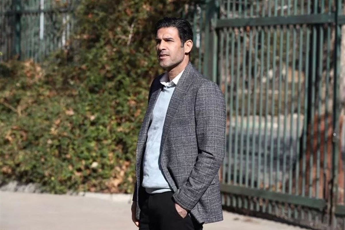 معاون ورزشی باشگاه پرسپولیس اردوی این تیم در ترکیه را ترک کرد و به ایران برگشت.