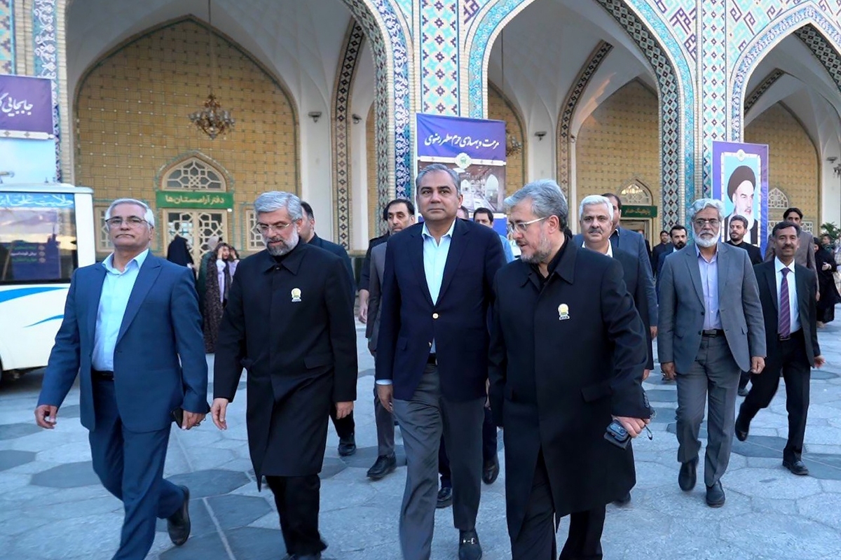 وزیر کشور پاکستان، ضمن ابراز خرسندی از حضور در حرم مطهر امام‌رضا(ع)، این تجربه را معنوی و روحانی توصیف کرد.