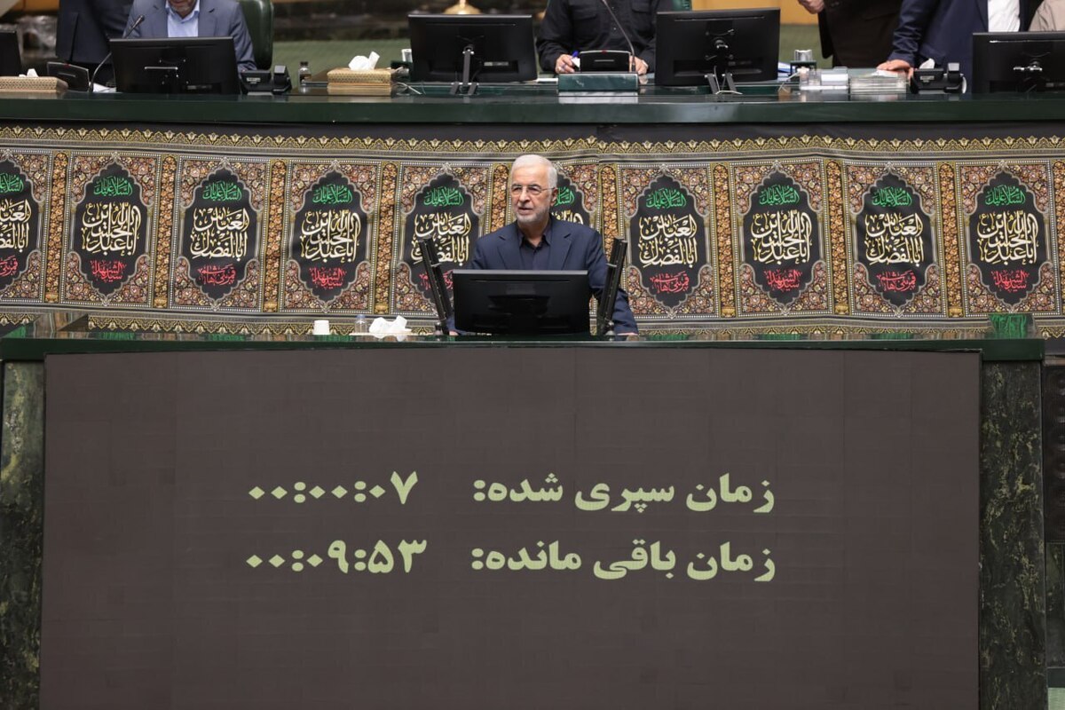 وزیر کشور با بیان اینکه نقش مردم در جنگ ۱۲ روزه قابل‌تقدیر بود، گفت: مهم‌ترین عامل ناکامی دشمن، هوشیاری، حضور مردم در صحنه و همبستگی ملی بود که فریب دشمن و فضای مجازی را نخوردند و باعث شد دولت در مجموع با حفظ آرامش و حضور در صحنه، کارها را جلو ببرد.