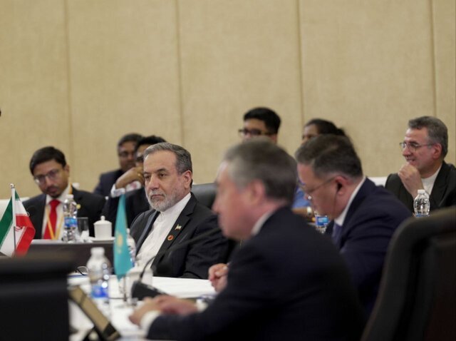 درخواست وزیر خارجه از اعضای شانگهای برای حمایت از ایران در برابر تجاوز آمریکایی-صهیونیستی درخواست وزیر خارجه از اعضای شانگهای برای حمایت از ایران در برابر تجاوز آمریکایی-صهیونیستی