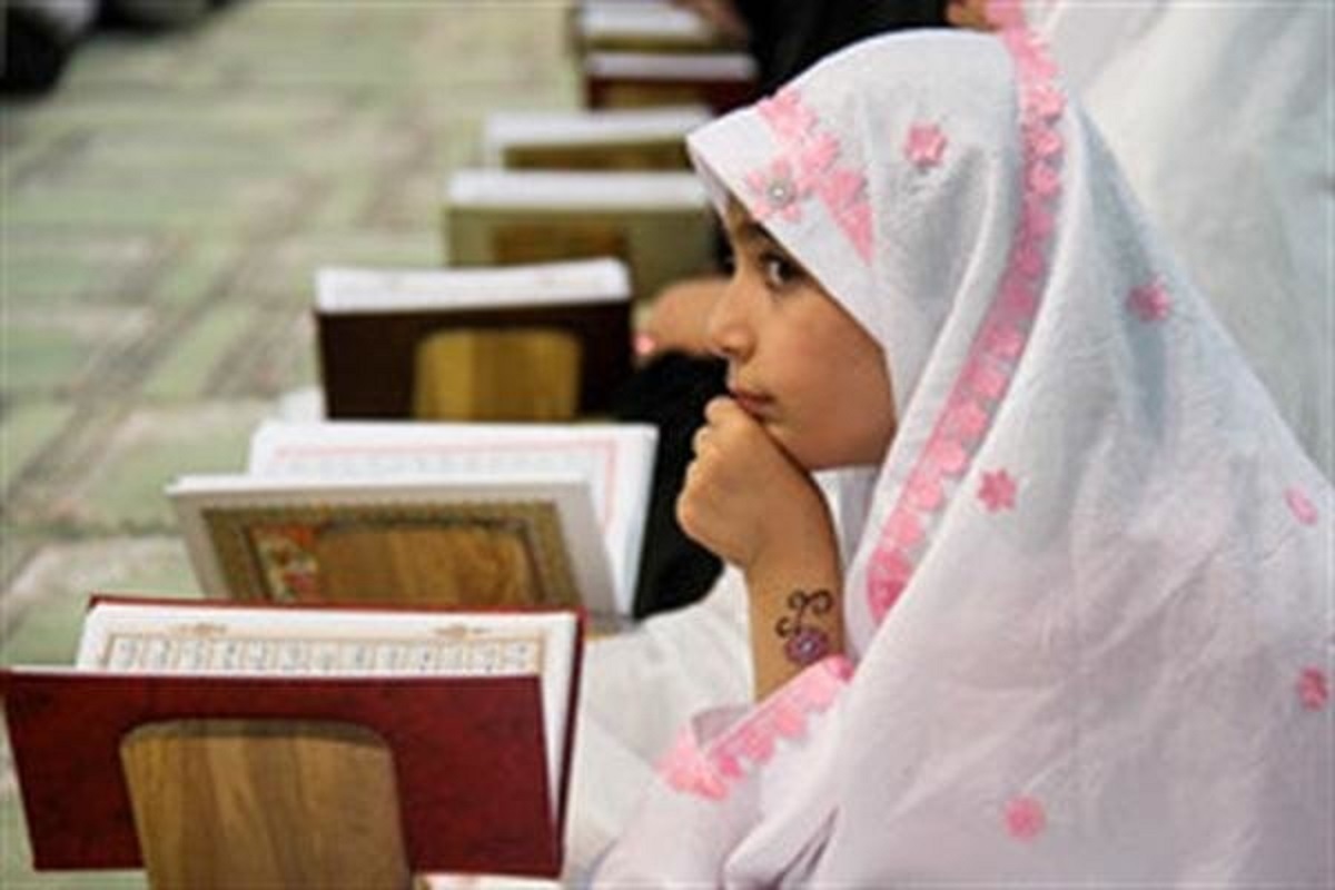 مدیر مرکز امور قرآنی آستان قدس رضوی گفت: «ابناءالرضا (ع)» طرح جامع آموزش قرآن به کودکان است که از ابتدای تیرماه ۱۴۰۴ در مراکز آموزشی و مساجد شهر مشهد اجرا شد.