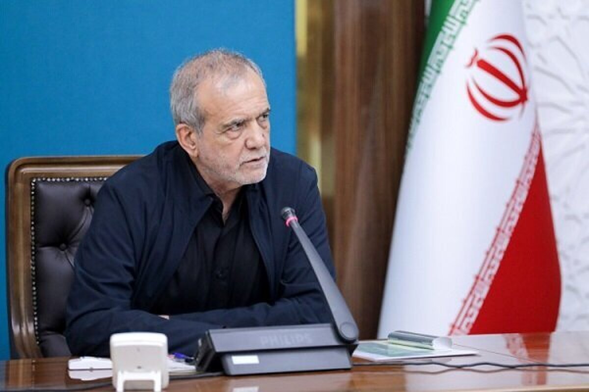 رئیس جمهور در شبکه ایکس نوشت: با هر تصمیم و اقدامی که فیلترشکن‌بازی و ناامنی دیجیتال را گسترش دهد، مخالف هستم.