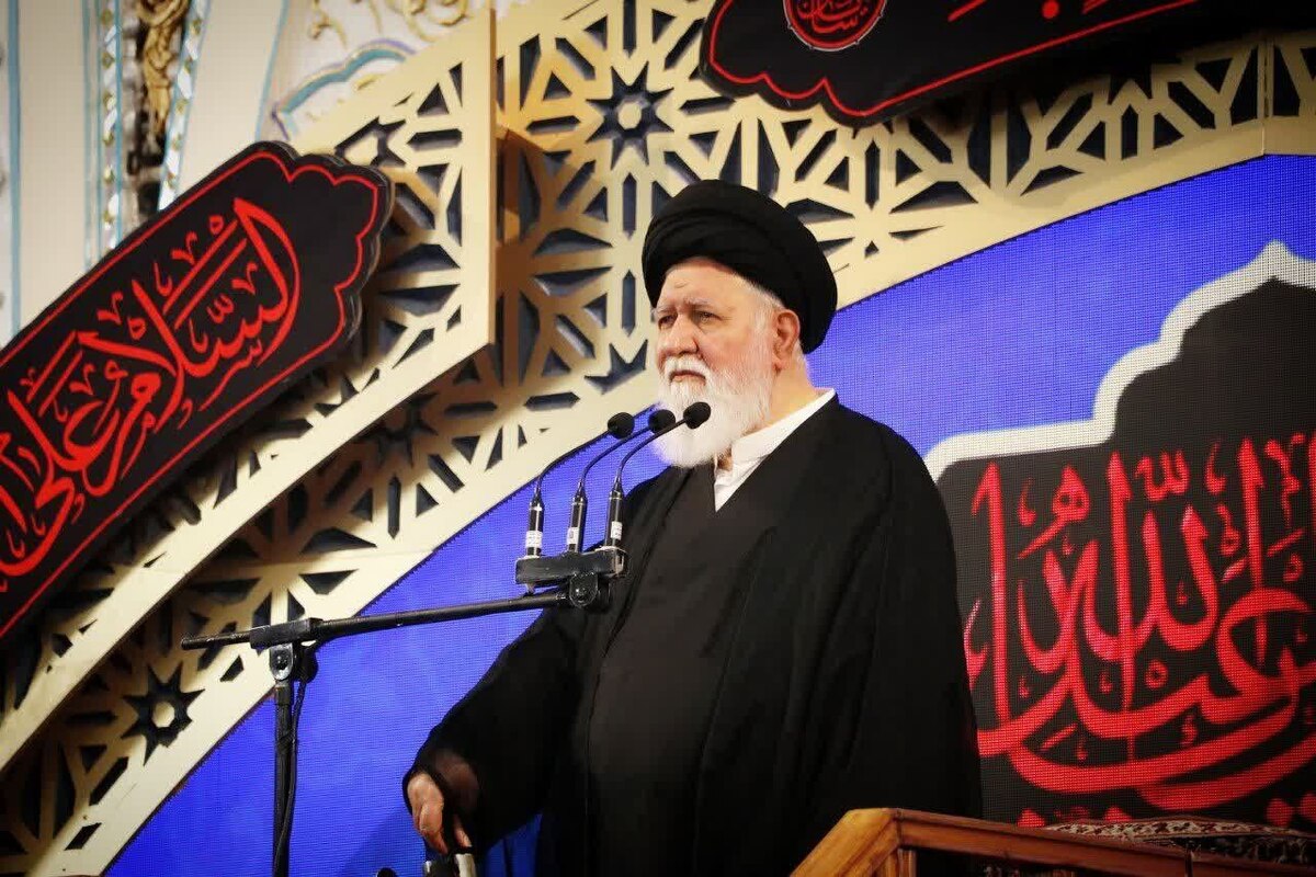 نماینده ولی‌فقیه در خراسان رضوی  با اشاره به سخنان اخیر رهبر معظم انقلاب درباره جنگ تحمیلی ۱۲ روزه، آن را تبلوری از اراده ملی و فرماندهی الهام بخش ایشان دانست و گفت: آنچه دشمن را به زانو درآورد، نه تنها قدرت نظامی بلکه اراده ملی پشت سر رهبری بود.