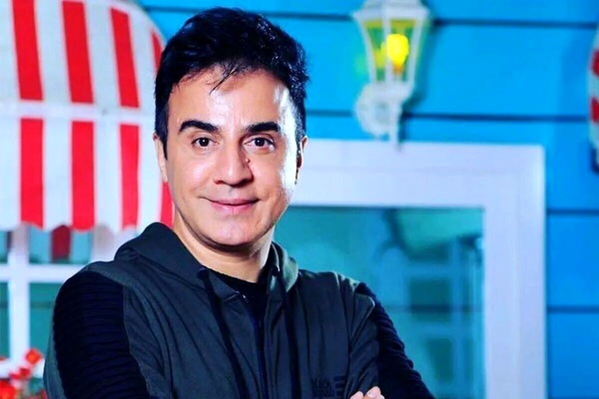 عمو پورنگ، مجری محبوب کودکان، با انتشار آهنگ جدید خود به زبان هندی هوادارانش را سورپرایز کرد.