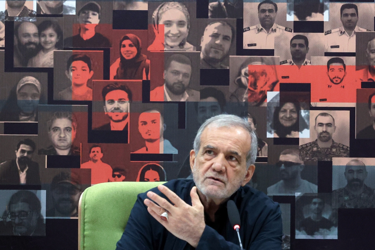 نماینده ولی‌فقیه در سپاه پاسداران انقلاب اسلامی در رابطه با اختلاف‌نظرهای داخلی در شرایط پساجنگ و اظهارات برخی گروه‌ها مبنی بر عدم کفایت سیاسی رئیس‌جمهور، گفت: حرف بسیار غلطی است. در هیچ زمانی مانند این زمان، تمامی مسئولین تحت رهبری مقتدرانه حضرت آقا این میزان فرمانبردار نبوده‌اند. ممکن است برخی از کارها به سلایق برخی افراد خوش نیاید، اما جهت‌گیری کلی حرکت نظام ما و انقلاب ما، حرکتی است ولایت‌مدارانه که تمامی افراد در آن مشارکت دارند و همه با هم هستند.