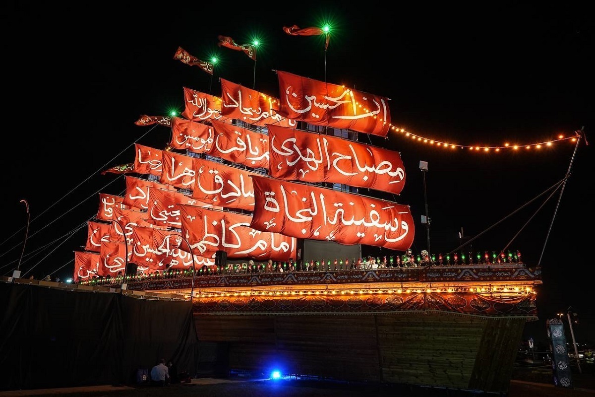 استناد حدیثی و روایات معتبری وجود دارد که بر کشتی نجات بودن امام حسین (ع) دلالت دارد.