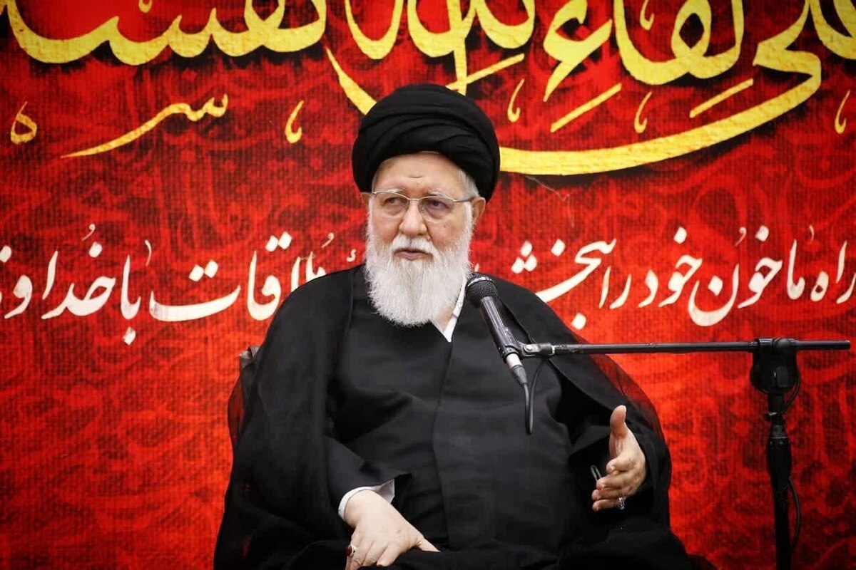 نماینده ولی فقیه در خراسان رضوی با اشاره به اهمیت حفظ و تحکیم انسجام اجتماعی جامعه، گفت: انسجام یعنی جذب کسانی که از نظر سیاسی یا دینی با ما فاصله دارند ولی در بزنگاه‌ها به‌سوی نظام آمدند؛ البته با دوستی، رفاقت و گفت‌و‌گو می‌توان این انسجام را تقویت کرد.