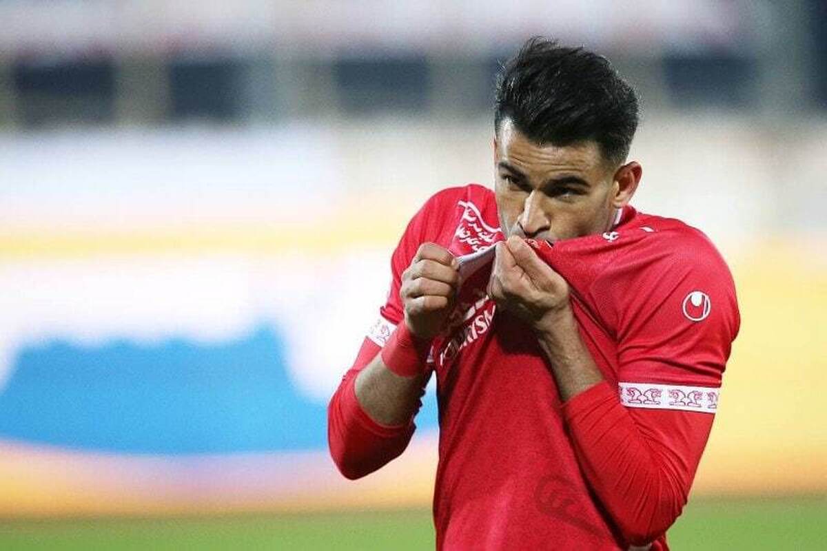 سرمبی استقلال از جذب مهاجم سابق پرسپولیس انصراف داد.