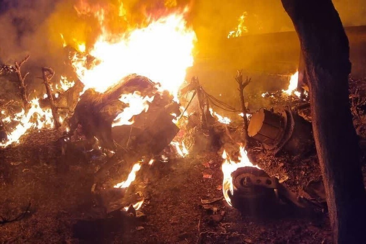 یک پرنده رژیم صهیونیستی، بامداد سه شنبه (۳ تیر ۱۴۰۴) در آسمان تهران شکار شد.