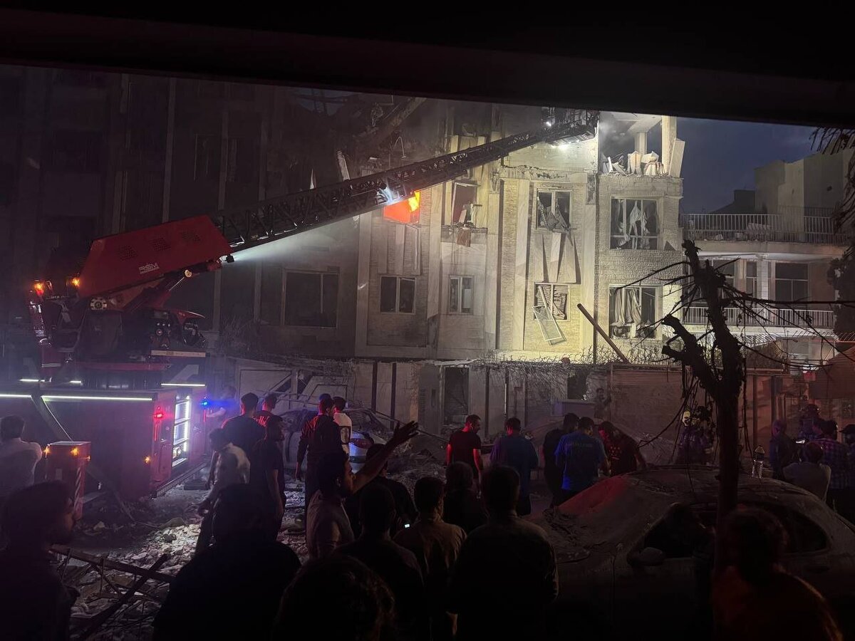 سرپرست سازمان نظام مهندسی ساختمان کشور با تاکید بر اینکه برخی خدمات نظام مهندسی به اماکن آسیب‌دیده از حملات رژیم صهیونیستی رایگان ارائه می‌شود، از انجام ارزیابی سازه‌ای ساختمان‌های آسیب‌دیده توسط مهندسان عمران خبر داد.