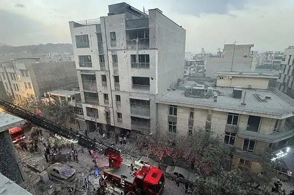 در پی حمله ددمنشانه رژیم صهیونیستی به خاک کشورمان، جمعی از هم‌وطنان بی‌گناه، از جمله زنان و کودکان، به درجه رفیع شهادت نائل آمدند. این جنایت آشکار، بار دیگر چهره واقعی اشغال‌گران را برای جهانیان عیان ساخت.