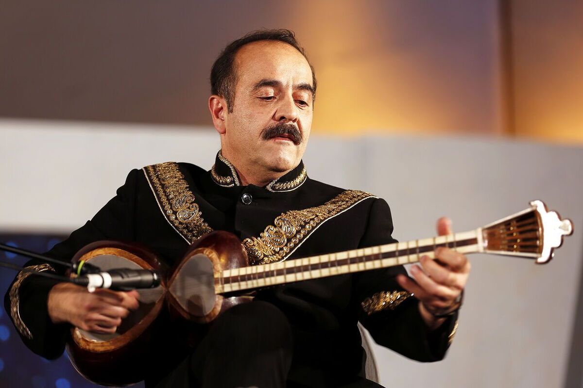 کیوان ساکت: زندگی من فدای ایران بزرگ.من یک عمر برای صلح، عشق و دوستی کوشش کرده‌ام. جنگ زشت‌تربن چیزی است که هرکسی بر دیگری تحمیل می‌کند.