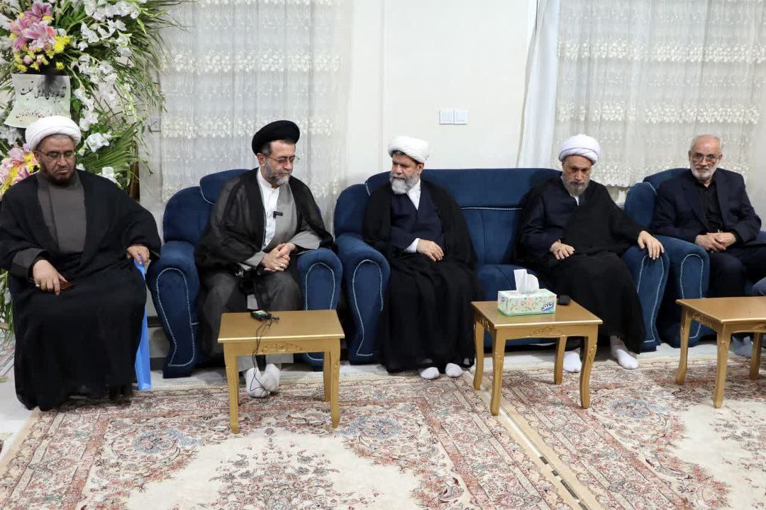 پیام رهبر انقلاب به خانواده سرلشکر شهید غیب‌پرور ابلاغ شد