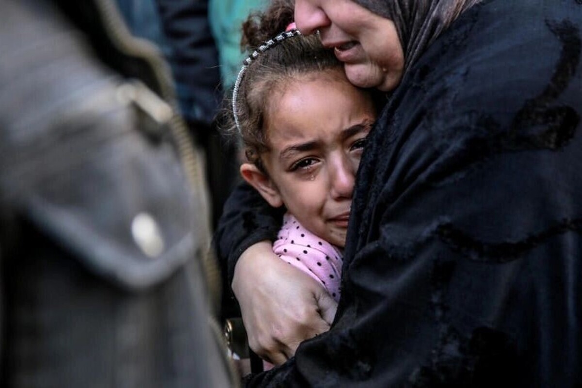 منابع بیمارستانی در نوار غزه از شهادت ۳۱ شهروند فلسطینی از بامداد امروز سه شنبه تاکنون و شهادت ۲۳ شهروند دیگر به خاطر سوء تغذیه در دو روز اخیر در این منطقه خبر دادند.