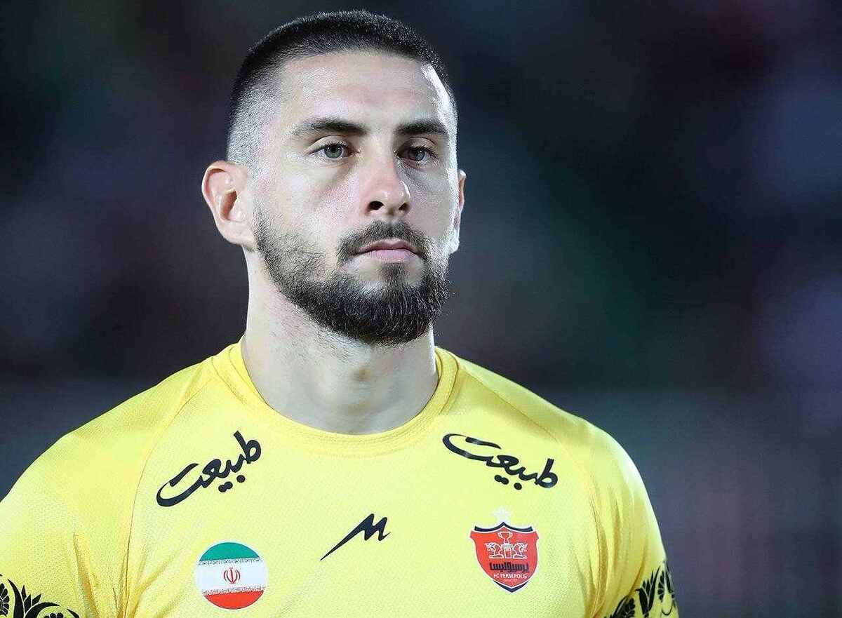 باشگاه پرسپولیس به جای دریافت پول رضایت نامه، به بازیکن تحت قراردادش پول می‌دهد!