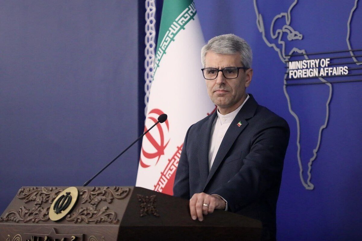سخنگوی وزارت امور خارجه جمهوری اسلامی ایران تصویب پیش‌نویس طرح توقف همکاری با آژانس بین‌المللی انرژی اتمی را نمایانگر اراده ملت ایران و پاسخی قاطع به اقدامات غیرقانونی علیه کشور توصیف کرد.