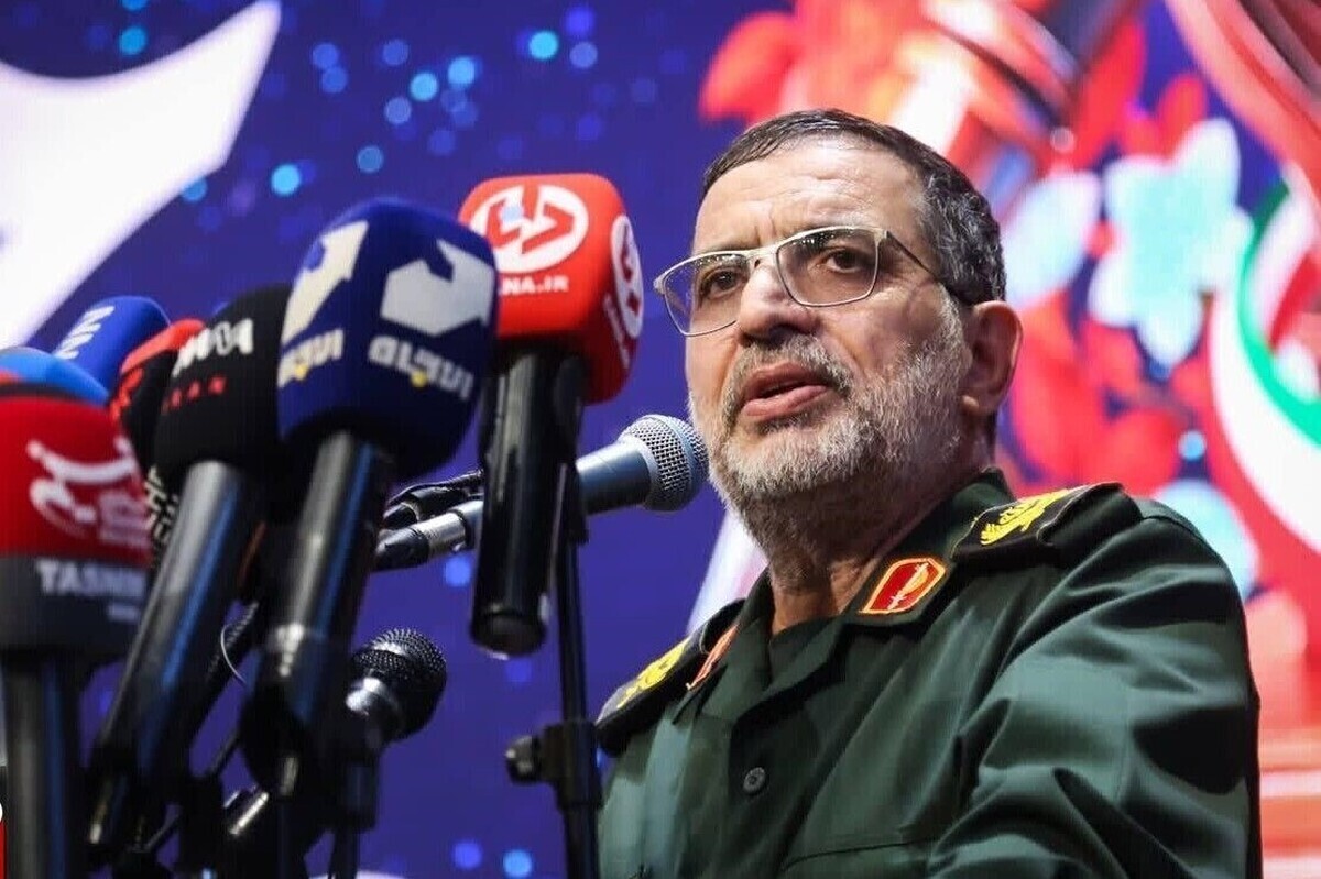 سخنگوی سپاه پاسداران انقلاب اسلامی گفت: توصیه ما به ترامپ این است که چشمانش را باز کند و از یاوه‌گویی و رفتارهای ناپایدار دست بردارد.