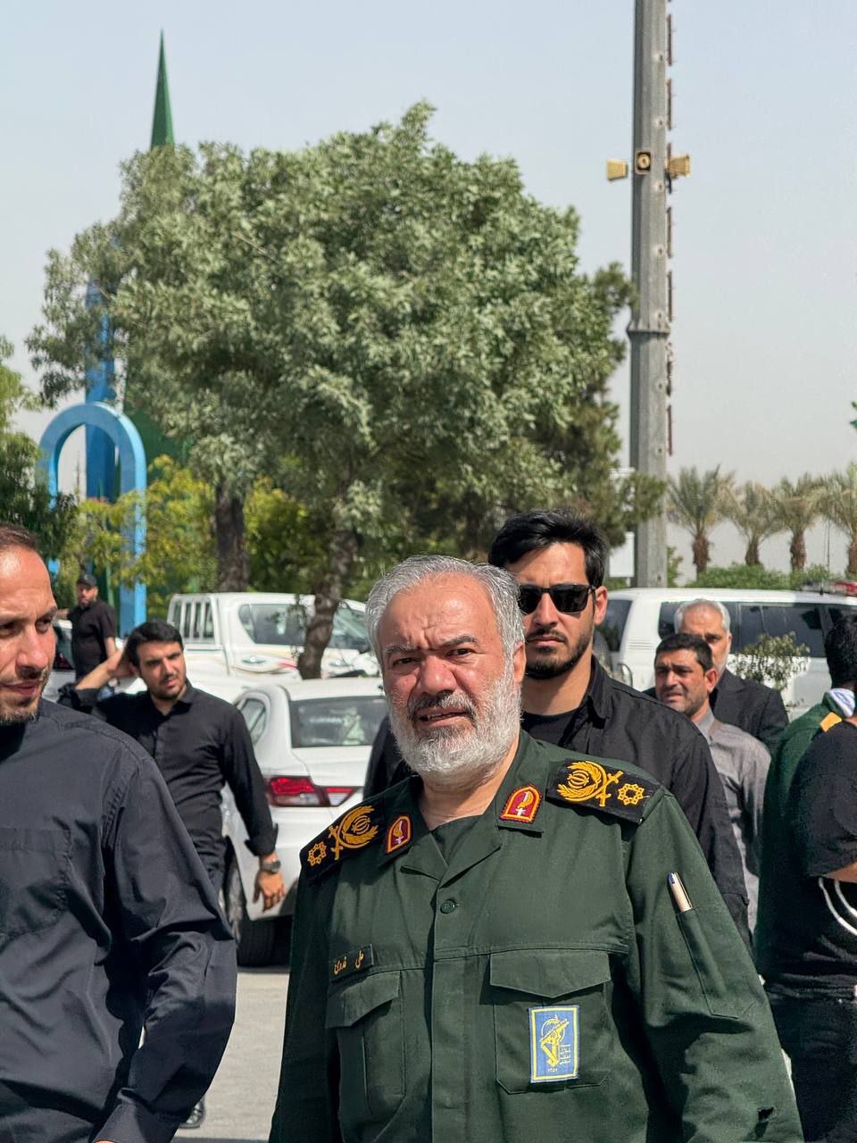 مراسم تشییع و تدفین پیکر شهیدان سرلشکر حاجی‌زاده و سرلشکر محمود باقری در بهشت‌زهرا (س) تهران (۸ تیر ۱۴۰۴) + فیلم