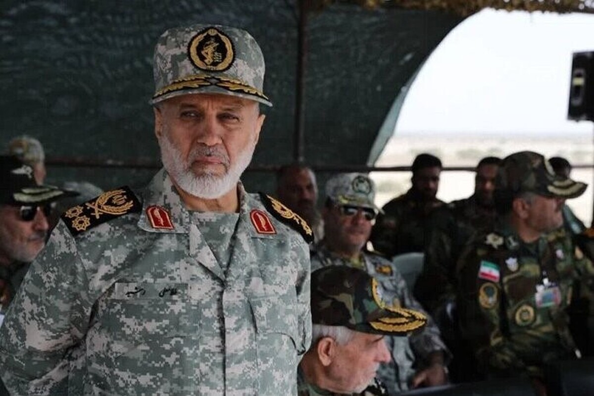 «از «رشید» به کلیه واحدها: یا حسین(ع)». آذر ۱۳۶۰ وقتی صدای بی سیم سکوت شب را برای آغاز عملیات «طریق القدس» شکست قابل تصور نبود که ۴۴ سال بعد طراح این عملیات مفتخر به دریافت عنوان «شهید طریق القدس» شود.