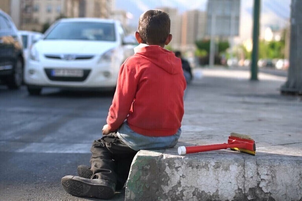 مدیرکل آموزش و پرورش کهگیلویه و بویراحمد بر نقش کلیدی آموزش و پرورش در پیشگیری از آسیب‌های اجتماعی و لزوم همکاری‌های مشترک برای تربیت نسلی قانون‌مدار و آگاه تاکید کرد.