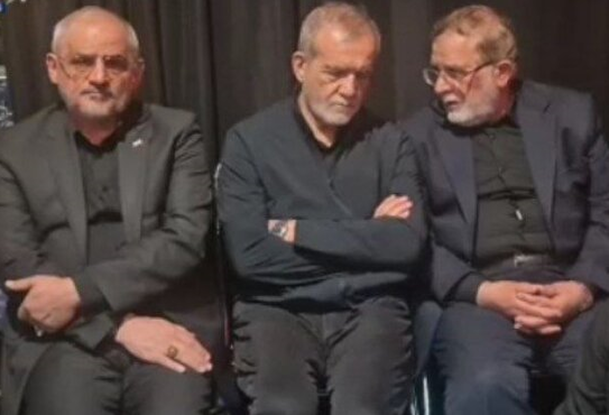 رئیس‌جمهوری در مراسم بزرگداشت شهید باقری حاضر شد.
