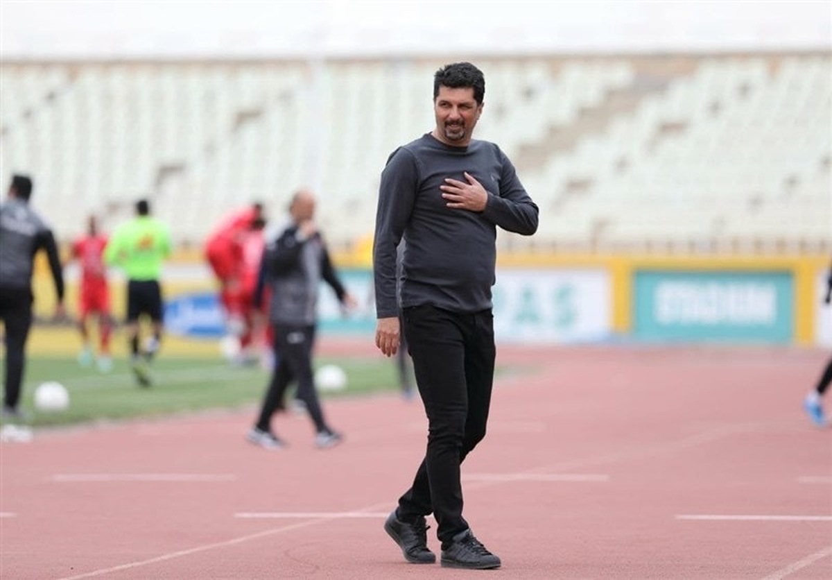 به نظر می‌رسد مجتبی حسینی و محمد ربیعی گزینه‌های نهایی داخلی پرسپولیس باشند.