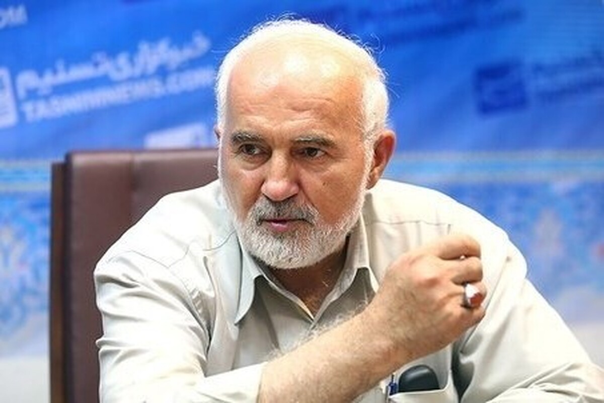 احمد توکلی، عضو تشخیص مصلحت نظام، درگذشت.