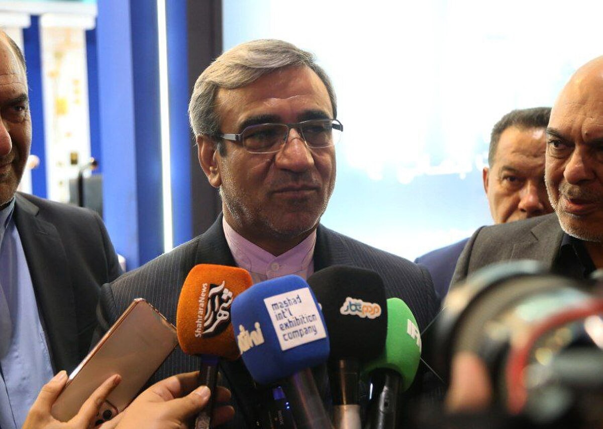 استاندار خراسان رضوی در جمع خبرنگاران گفت: اقدامات اجرایی برای تأسیس باشگاه ورزشی شهر مشهد با مشارکت واحد‌های صنعتی عضو کنسرسیوم وارد مرحله نهایی شده و ساختار اولیه این باشگاه تدوین شده است.