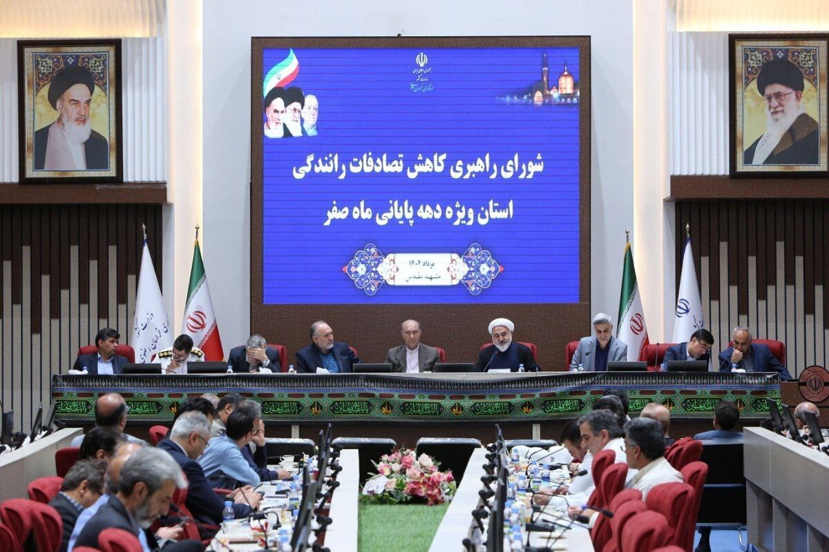 معاون هماهنگی امور عمرانی استانداری خراسان رضوی بر افزایش همکاری‌های بین‌بخشی برای ایمن‌سازی مسیر زائران در دهه پایانی صفر تاکید کرد.