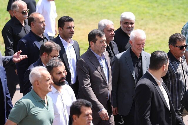 حضور پیشکسوتان فوتبال ایران در مراسم تشییع پیکر داریوش مصطفوی + عکس حضور پیشکسوتان فوتبال ایران در مراسم تشییع پیکر داریوش مصطفوی + عکس