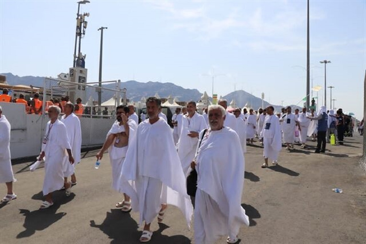 معاون حج و عمره سازمان حج و زیارت گفت: هزینه سفر عمره مفرده هم‌اکنون حدود ۶۴ میلیون تومان است و شایعه اعزام رایگان عمره اولی‌ها صحت ندارد.