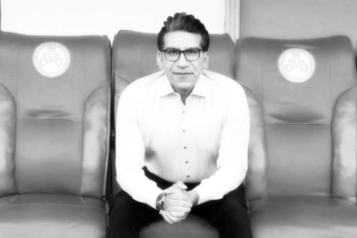 ایمان دادخواه، گزارشگر شناخته‌شده فوتبال و یکی از چهره‌های پرتلاش صدا و سیمای مرکز اصفهان، دار فانی را وداع گفت.