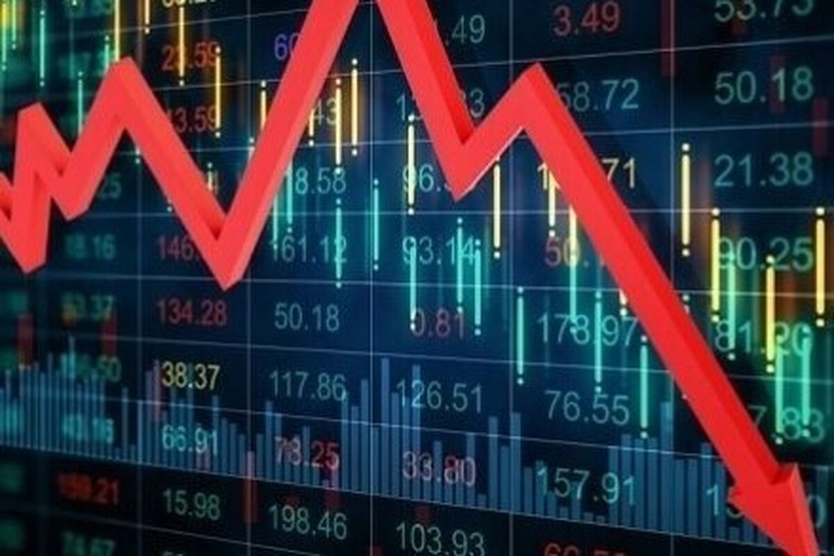 شاخص کل بورس در پایان معاملات امروز، دوشنبه (۱۳ مرداد ۱۴۰۴) با کاهش ۱۴ هزار واحدی به ۲ میلیون و ۶۲۴ هزار واحد رسید.