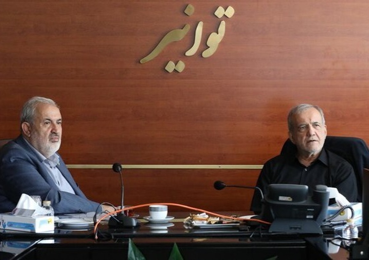 وزیر نیرو با بیان اینکه طی یک سال گذشته ظرفیت تولید برق کشور ۵۰۰۰ مگاوات افزایش یافته است، از رشد ۷۱ درصدی ظرفیت تولید برق خورشیدی کشور نسبت به سال گذشته خبر داد.
