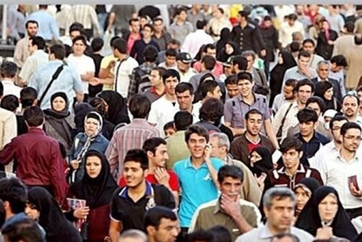 رئیس کمیسیون جوانی جمعیت مجلس با هشدار در خصوص فعالیت افراد مخالف افزایش جمعیت در کشور، تاکید کرد: متاسفانه جریان‌های مخالفی از اواخر ۱۴۰۲ علیه قانون جمعیت شروع به کار کردند؛ به طوری صف وام فرزندآوری را عمدا طولانی کردند و اعطای زمین و خودرو را متوقف کردند.