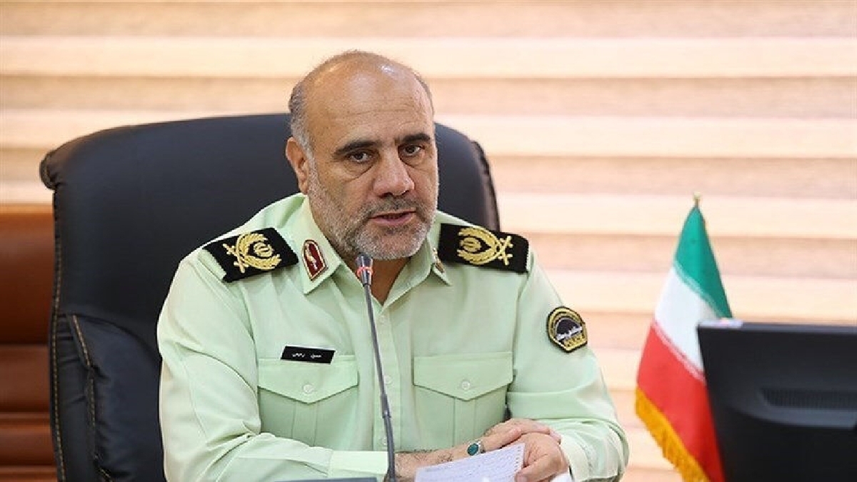  رئیس پلیس امنیت اقتصادی فراجا گفت: کارآگاهان پلیس با استقرار شبانه روزی در مرز‌های ۷ گانه، طی ۵ روز گذشته (از آغاز آیین بزرگ راهپیمایی اربعین) بیش از یک میلیون و ۵۳۰ هزار یورو، حدود ۱۶ میلیون دینار و هفت هزار دلار ارز قاچاق را از دلالان ارزی غیر مجاز کشف و ضبط کردند.