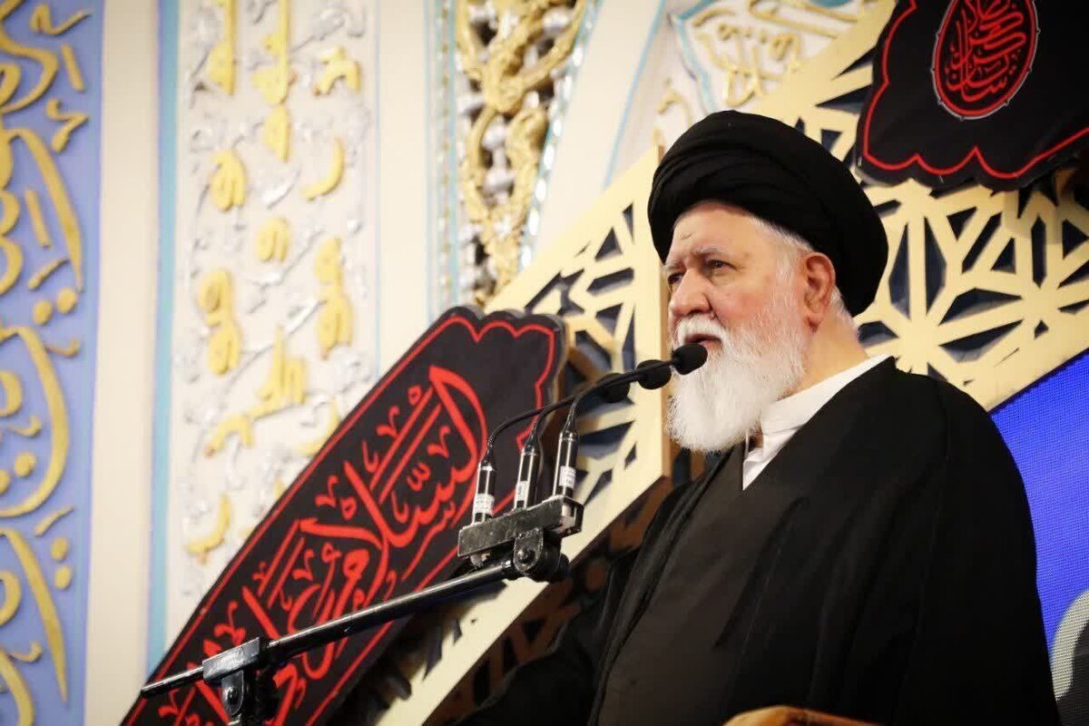 نماینده ولی فقیه در خراسان رضوی گفت: آمریکا به دنبال تجزیه ایران است تا قدرت عظیمی در مقابل رژیم صهیونیستی در منطقه باقی نماند.