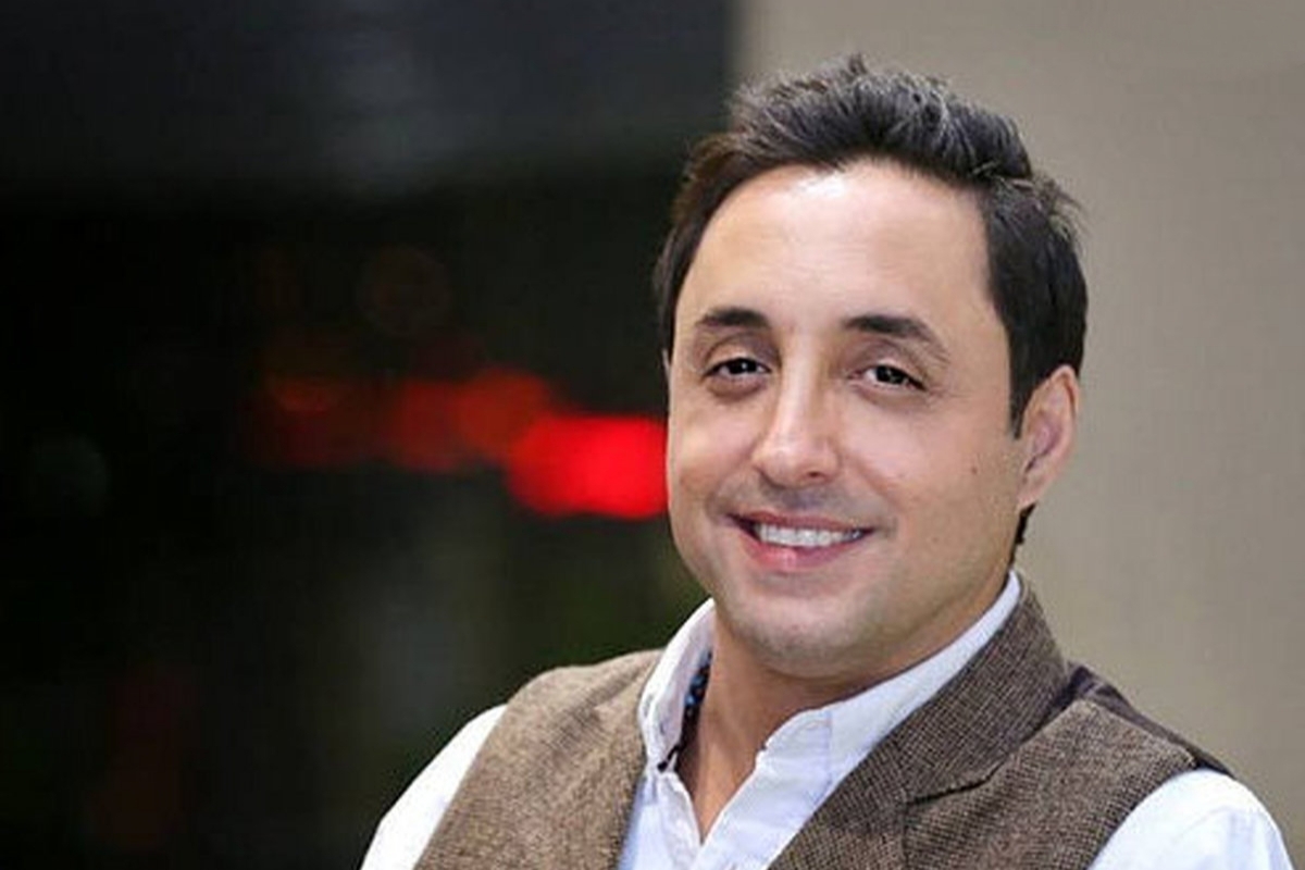 امیرحسین رستمی این هفته مهمان برنامه «درجه یک» همشهری بود. او در گفت‌وگو با مژده لواسانی به نکات مهمی درباره شکل‌گیری تیم بازیگری «لیسانسه‌ها» اشاره کرده است.