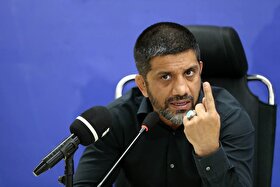 رئیس فدراسیون کشتی: پول سپاهان و ذوب‌آهن را دولت می‌دهد که شرعی نیست! | باشگاه حرفه‌ای یعنی تراکتور! + فیلم