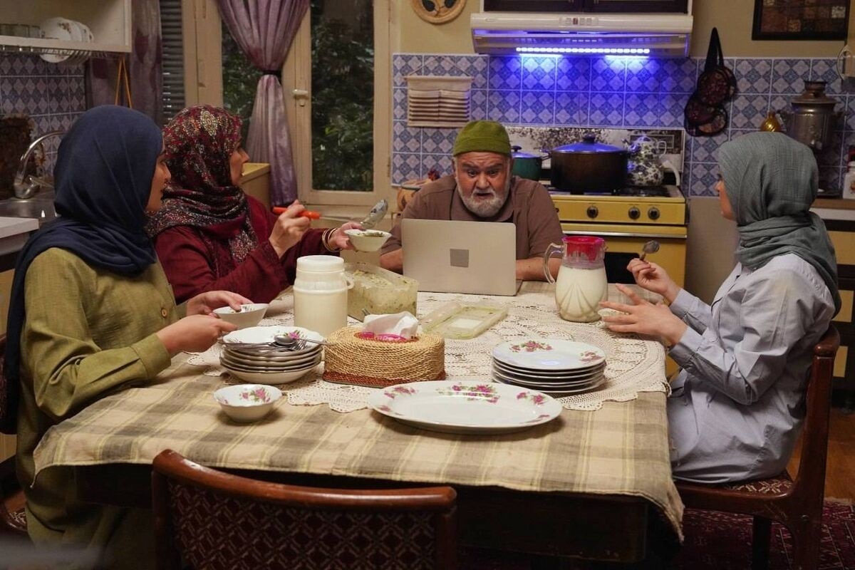 گروه تولید سریال «سبزواران» به کارگردانی برادران عامل هاشمی برای ادامه تصویربرداری و فیلمبرداری، زادگاه ورزش هندبال ایران سفر می‌کنند.