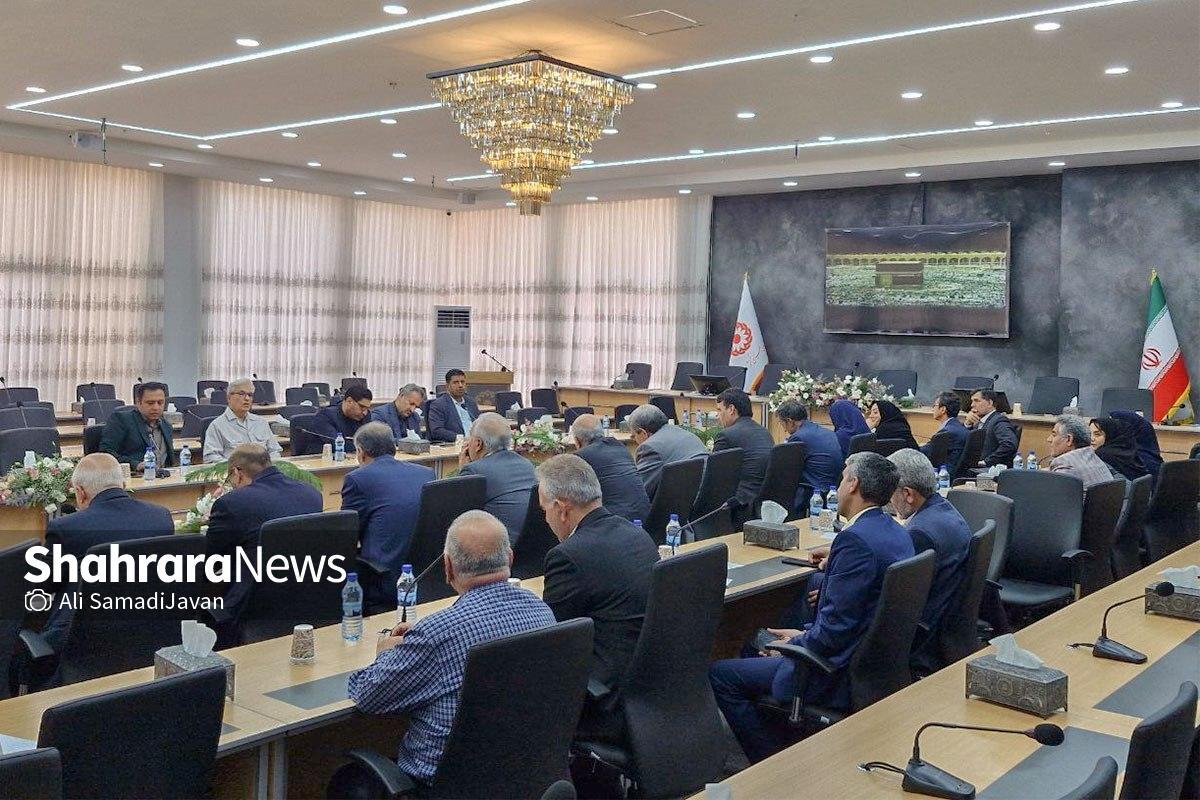 جلسه هم اندیشی و گفت و گو مجمع نمایندگان خراسان رضوی با مدیران سازمان بهزیستی کشور در مشهد برگزار شد و طرفین بر ضرورت توانمندسازی جامعه هدف بهزیستی تاکید کردند.