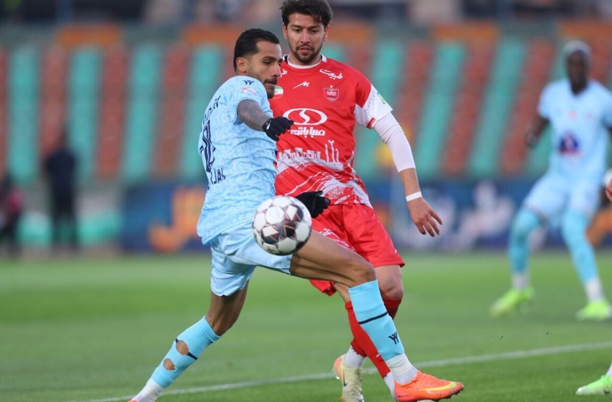دو بازیکن پرسپولیس به زودی مجبوربه ترک این تیم خواهند شد.